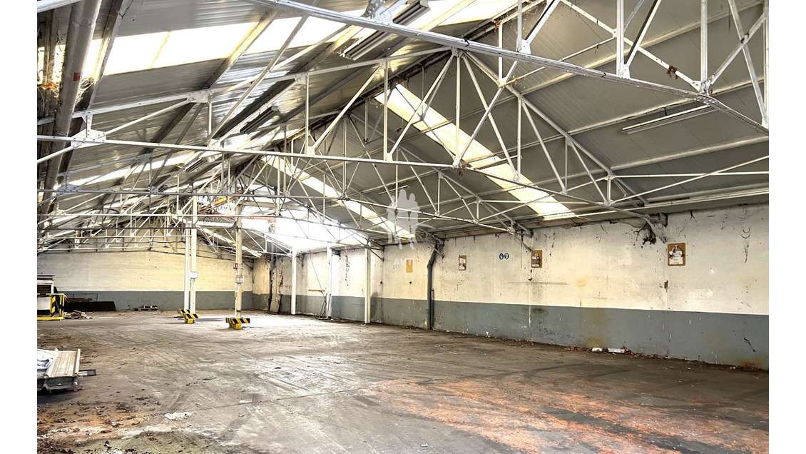 A vendre Bonnières-sur-Seine 78270 , Locaux