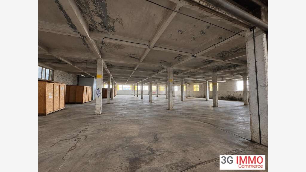Vente local industriel de 11 000m² à Bonsecours