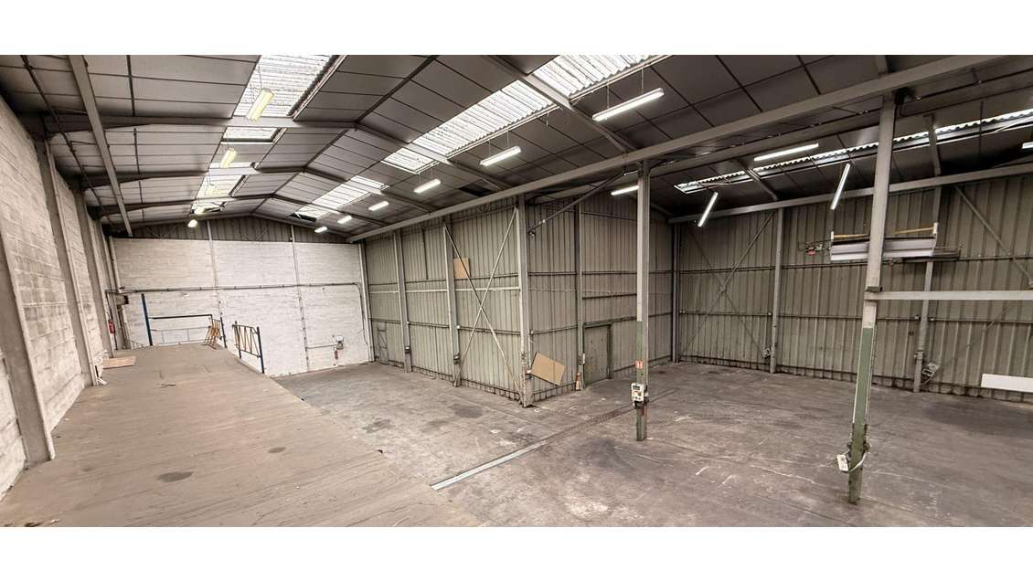 Vente local d'activités 850m² ZI de Bordeaux Nord