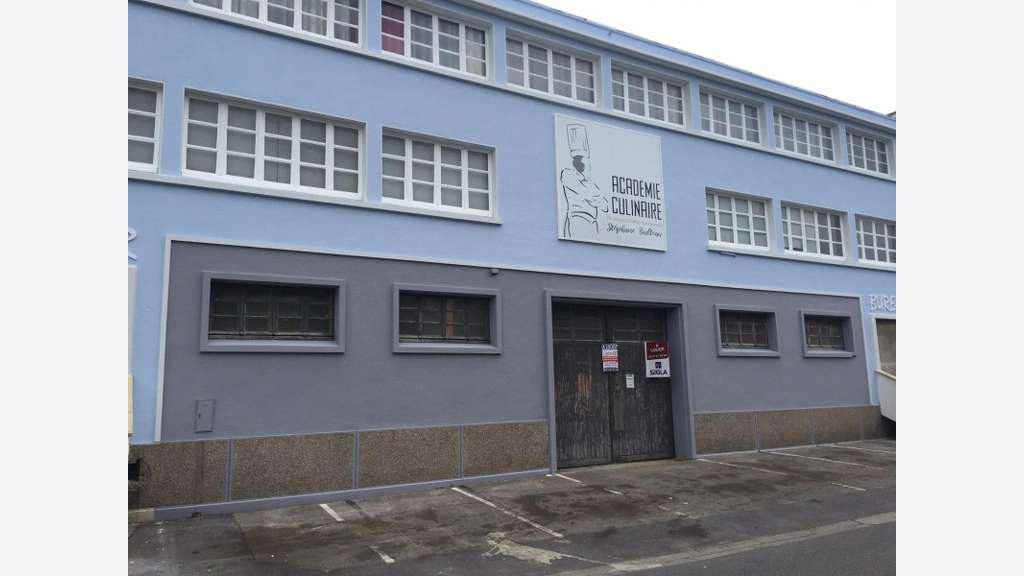 Local commercial / Entrepôt à vendre - 550 m2