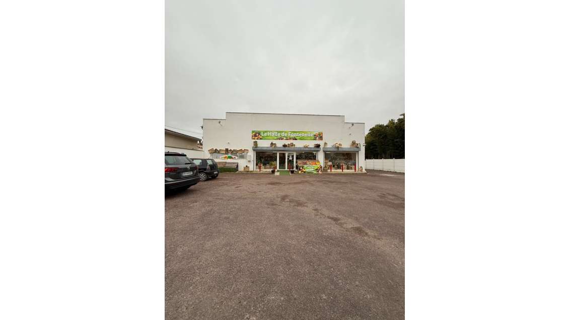 Vente ensemble immobilier de 400m² à Bourg