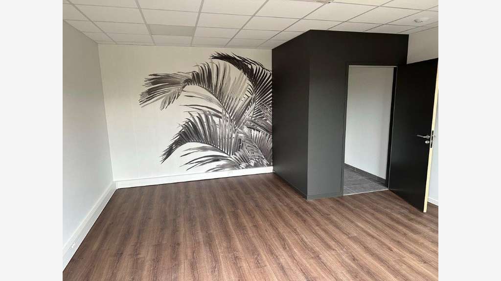 Local d'activité 234m² à vendre à Bourgoin-Jallieu