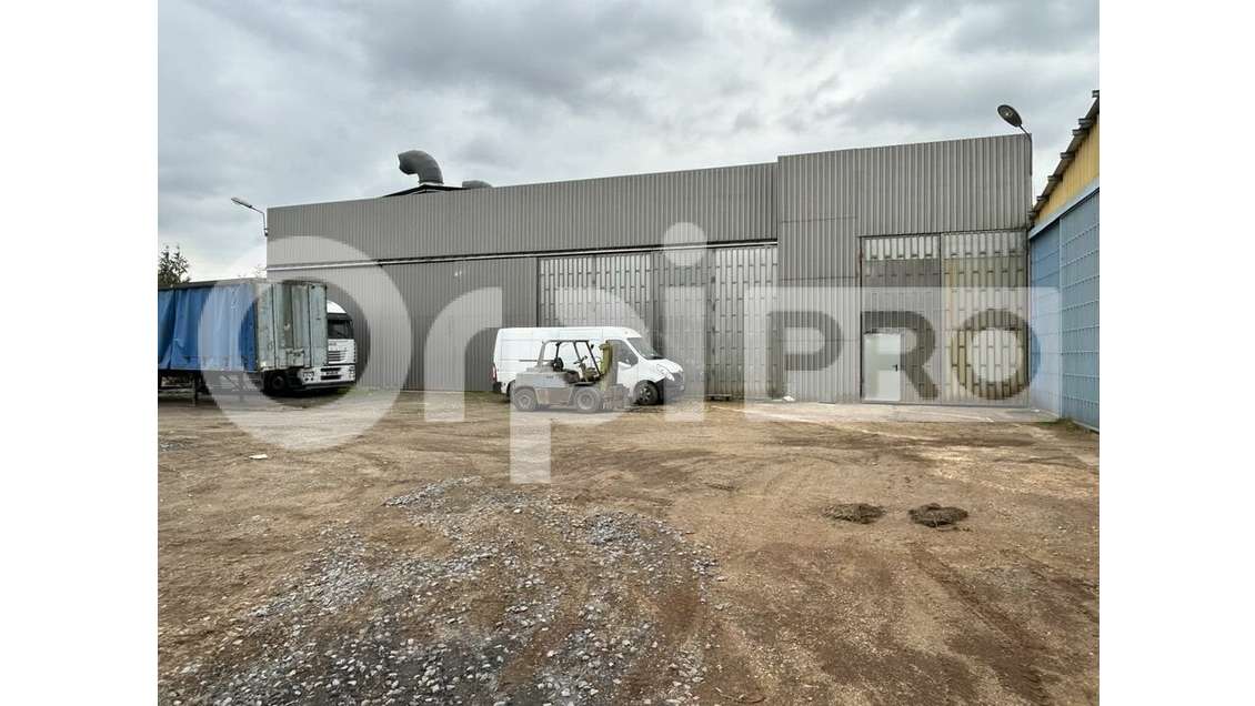 A vendre local activité 3000m² sur 1 ha Nord-Oise