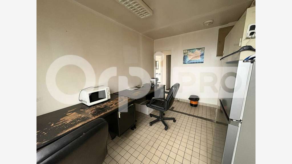 Local activité 545m² à vendre à Brie-Comte-Robert