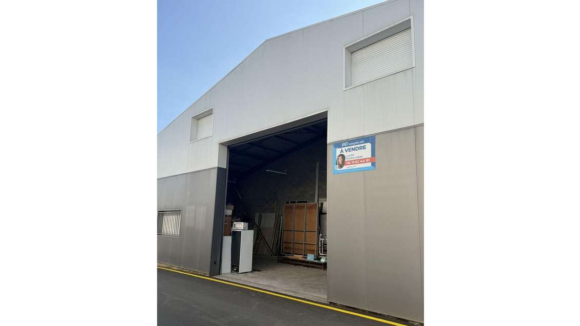 Vente local d'activité 126m² à Brie-Comte-Robert