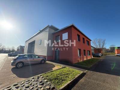 Local mixte récent 276m² à vendre  à Brignais A450