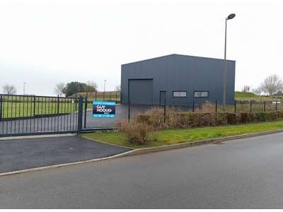 Vente Locaux d'activités - Entrepôts à Broons