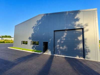 Local d'activité neuf Broons 392.20M2