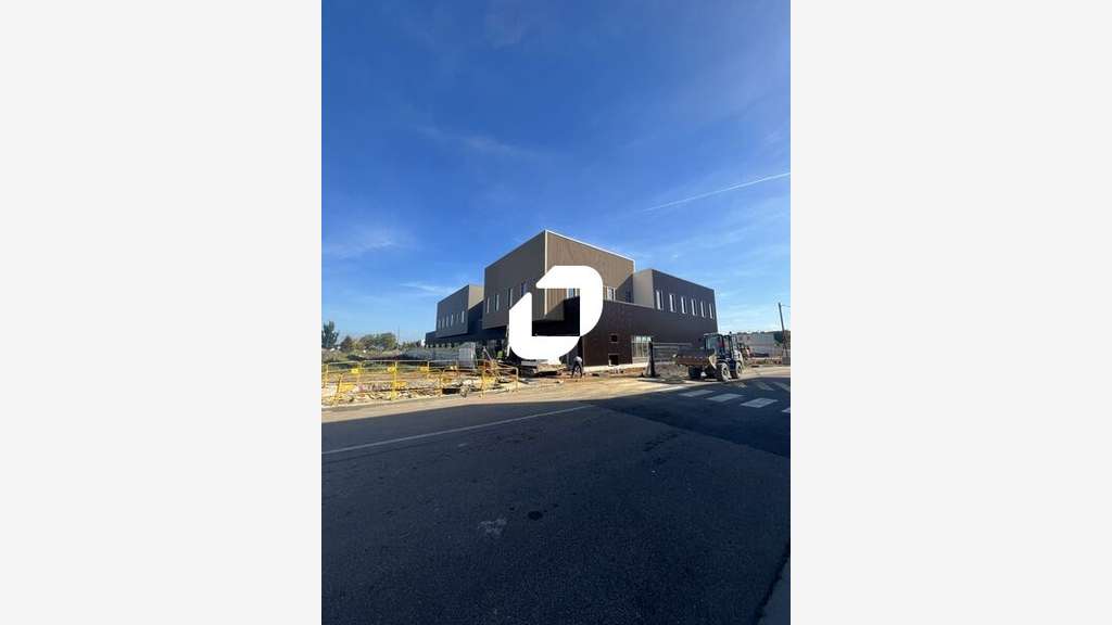 Vente Local d'activité 350m² Buchelay