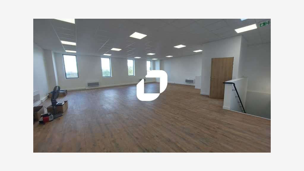 Vente Local d'activité 350m² Buchelay