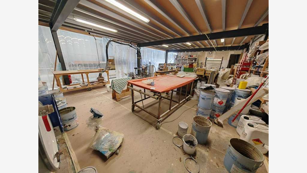 A vendre bâtiment moderne et modulable à Buzançais