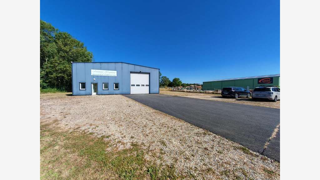 A vendre bâtiment moderne et modulable à Buzançais