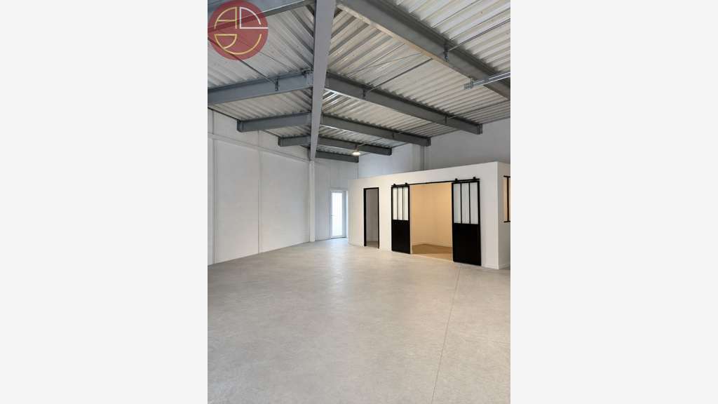 Vente entrepôt 110m² za dynamique Castanet-Tolosan