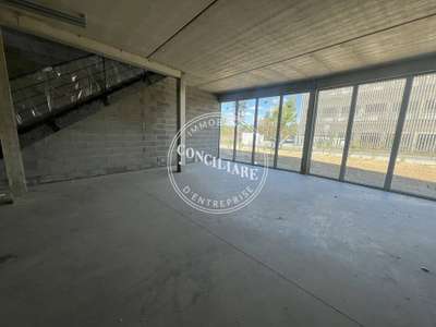 Cède local d'activités neuf 143m² Castanet Tolosan