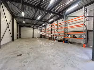 ENTREPOT à vendre dans le 31