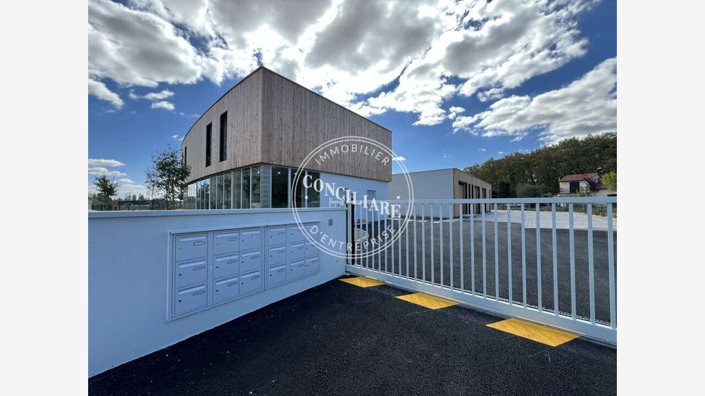 Vente local d'activités 114 m2 - Castanet Tolosan