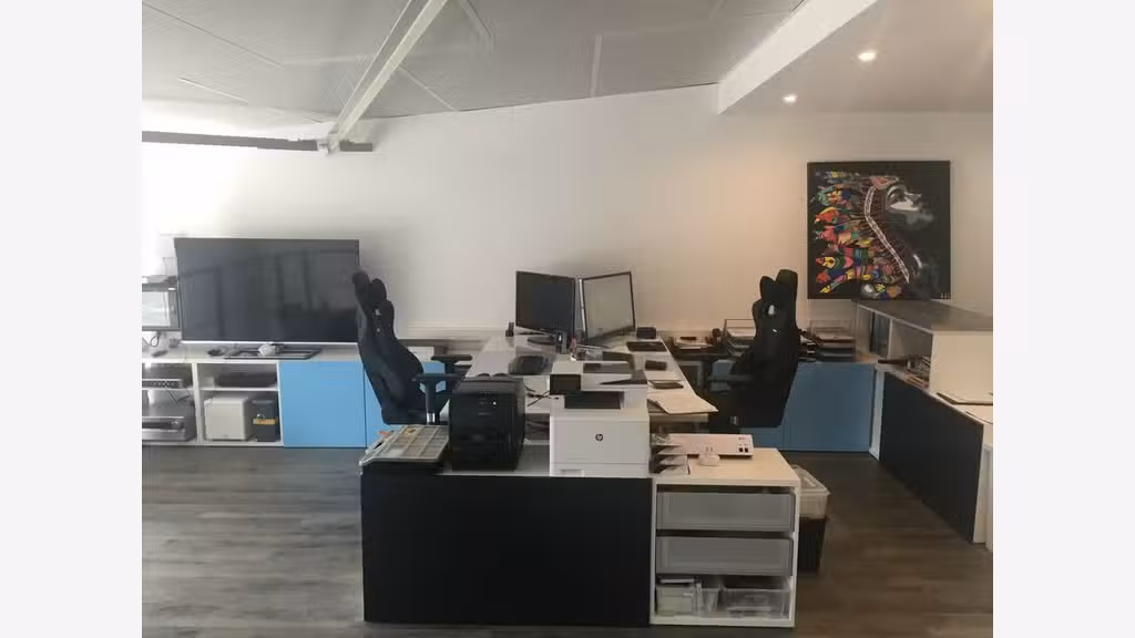 Vente local d'activité 90m² à Castelnau-le-Lez