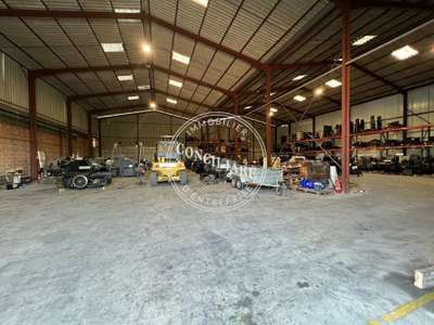 Entrepôt neuf 1200m² à vendre à Castelsarrasin