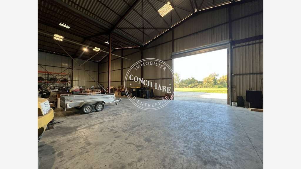 Entrepôt neuf 1200m² à vendre à Castelsarrasin 