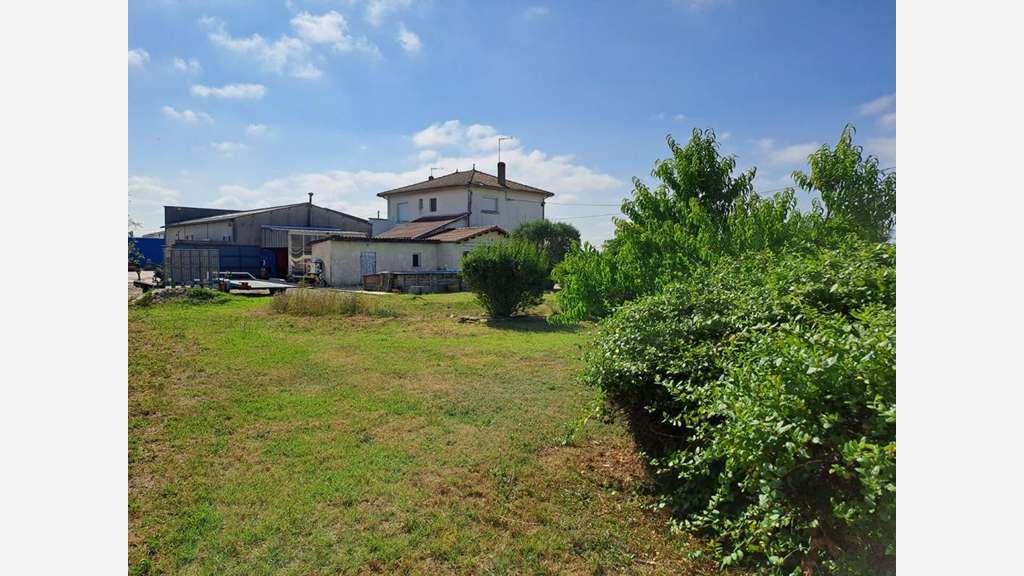Vente entrepôt 782m² axe Castillon / Bordeaux