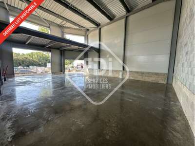 Vente locaux d'activité 1326m² à Castries