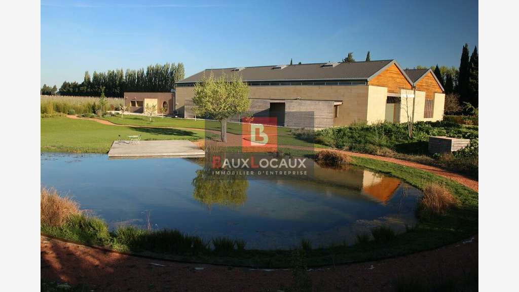 Vente entrepôt de 1864m² à Caumont-sur-Durance