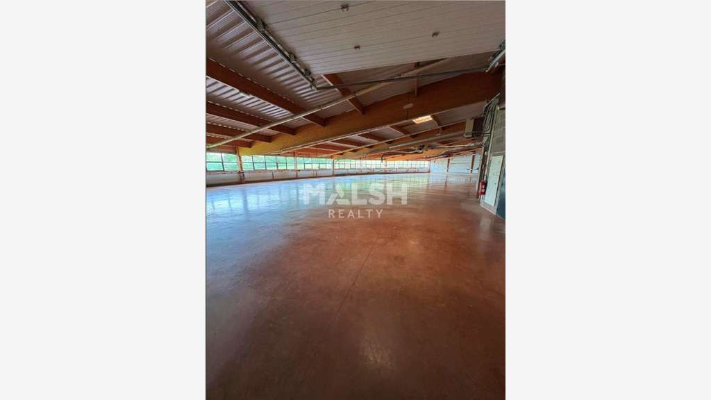 Bâtiment d'activités à vendre ou louer à Ceyzériat