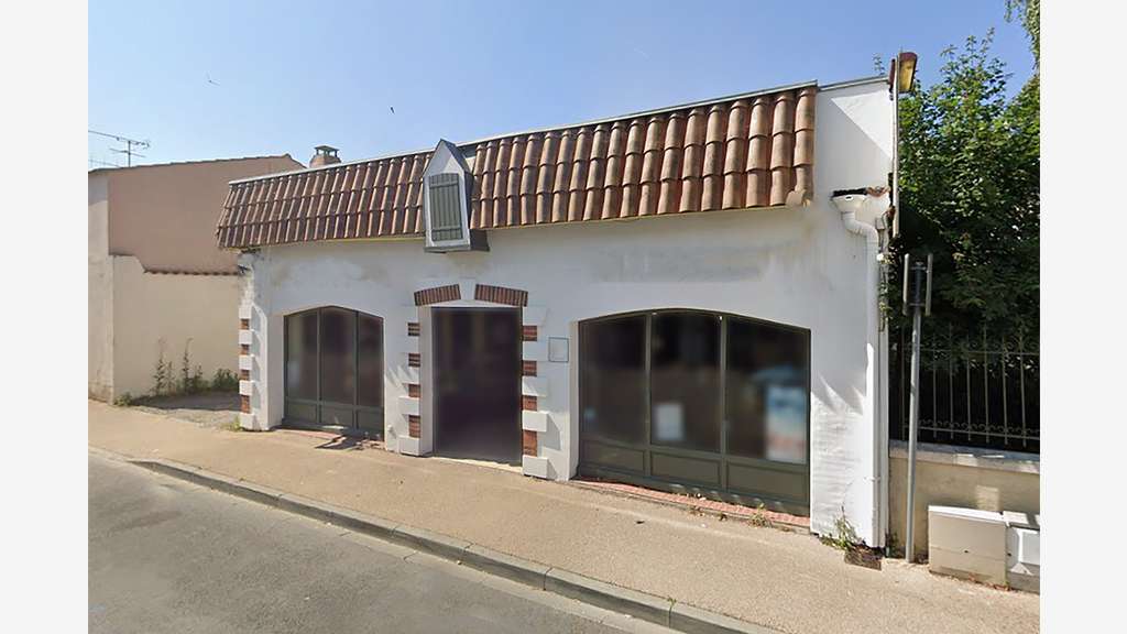 Vente local commercial de 450m² en centre Challans