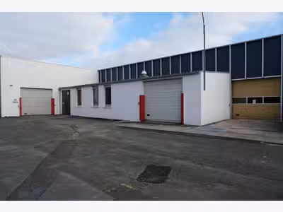 À vendre – Entrepôt de 6 635 m² à Châlo