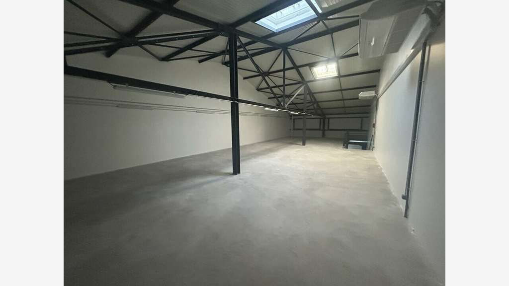 Vente local d'activité 1256m² Chambéry zone Bissy