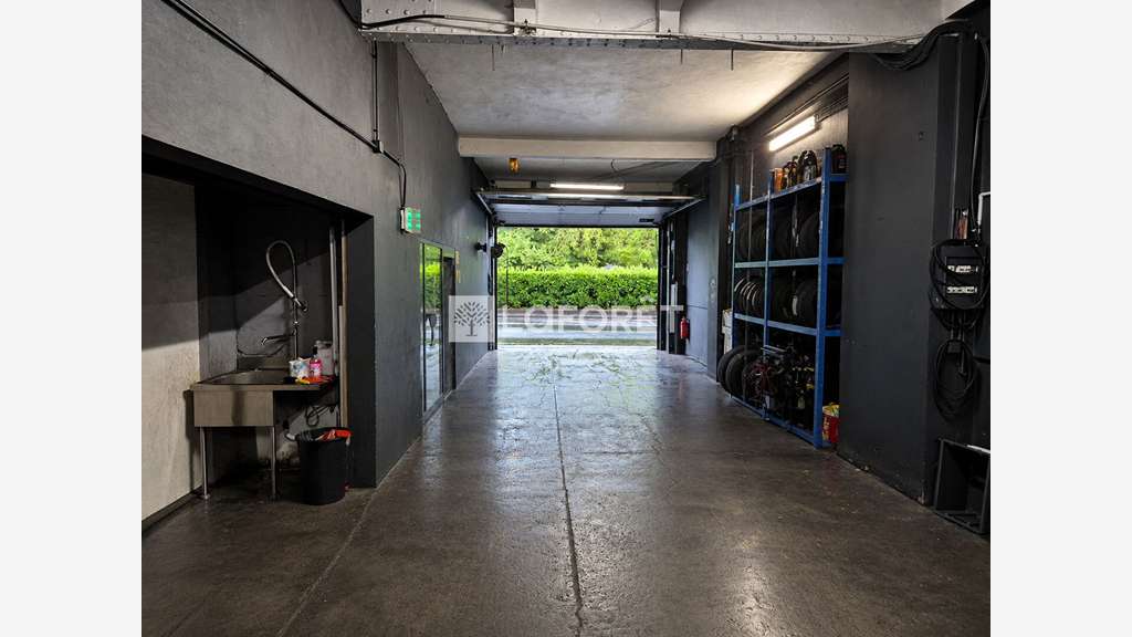 Local commercial Chambery 400 m2