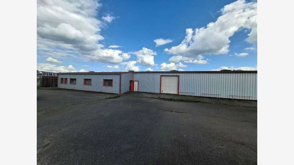 AV bâtiment ind. 1190m² Champigny sous Varennes