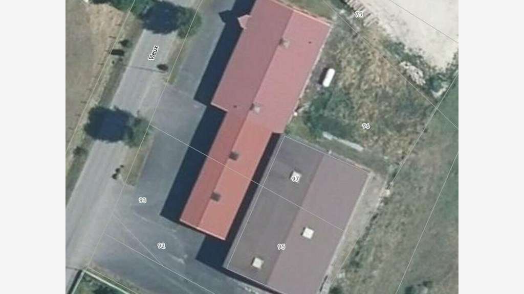 AV bâtiment ind. 1190m² Champigny sous Varennes