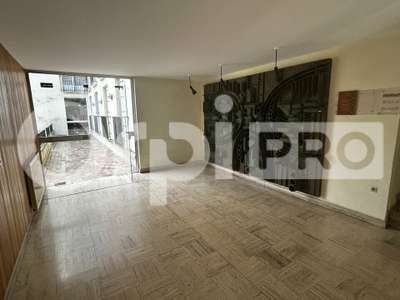 Local professionnel 111m² à vendre Chantilly