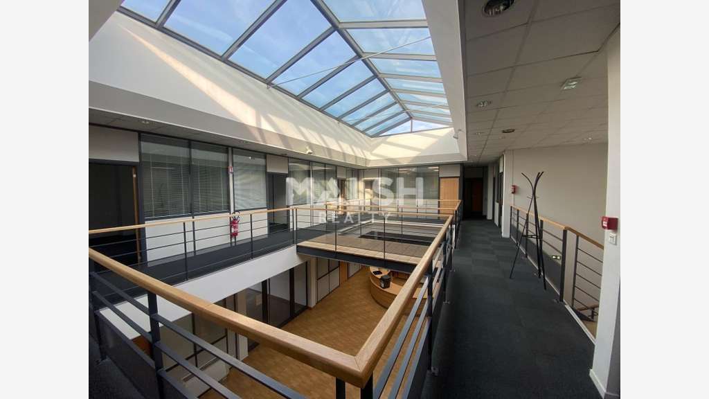 Bâtiment d'activités indépendant 3027m² Chaponost