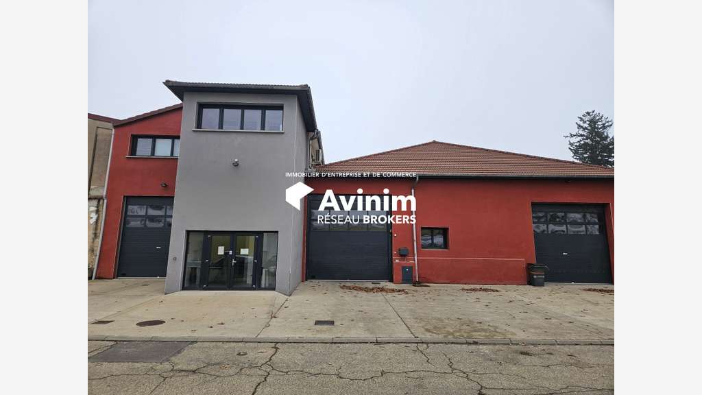 Bâtiment d'activité 1500m² à Charnay-lès-Mâcon