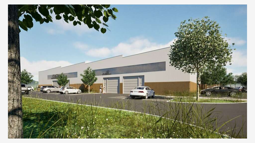 Local d'activités 1760m² à vendre à Châteaubernard