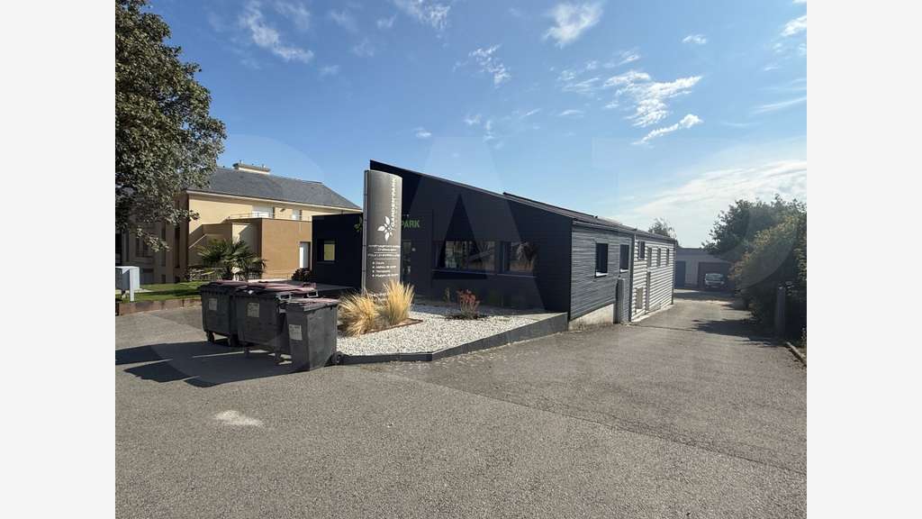 Bâtiment d’activités 511m² à vendre à Châteaugiron