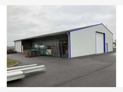 À vendre – Local d'activité de 416 m² à Châti