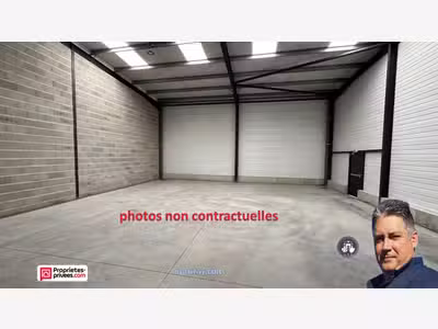 Vente murs local industriel neuf 578m² à Chavanoz 