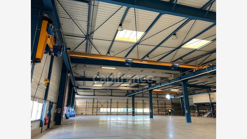 AV ensemble indus 7160m² Chevanceaux empl str.