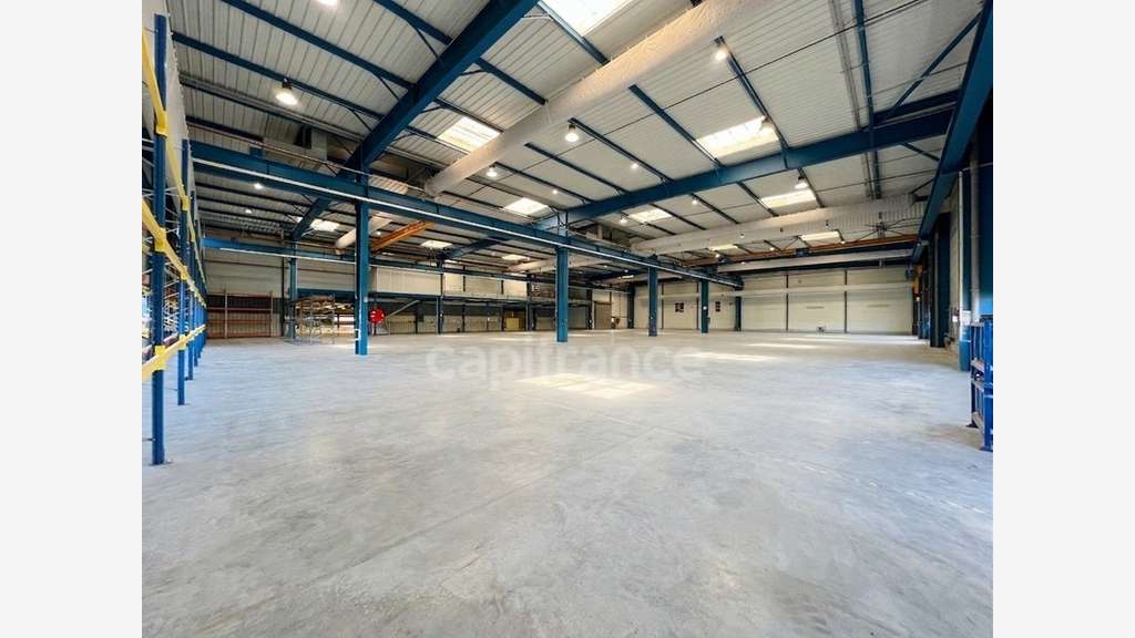 AV ensemble indus 7160m² Chevanceaux empl str.