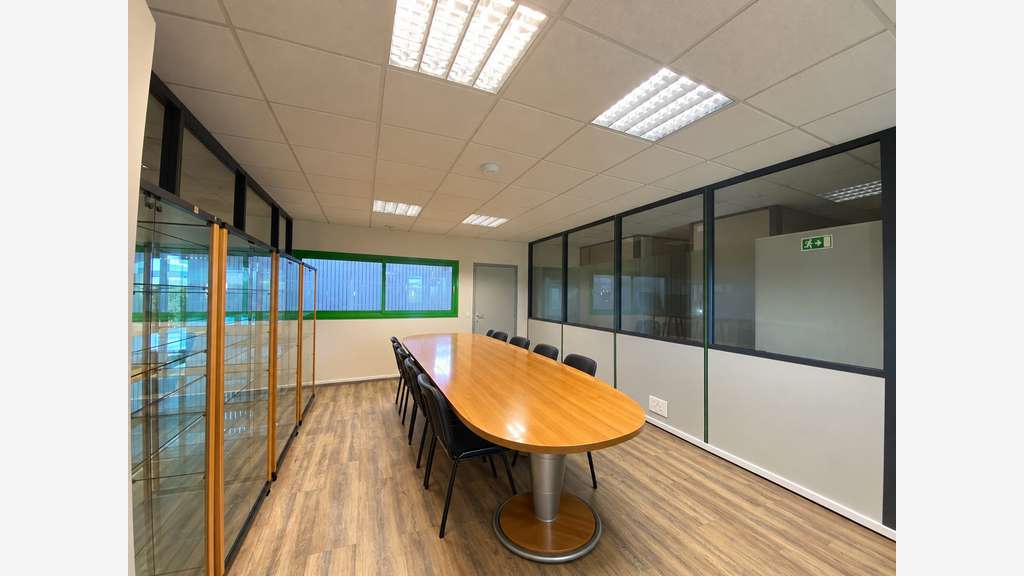 VENTE Local d'activité de 7.000 m²
