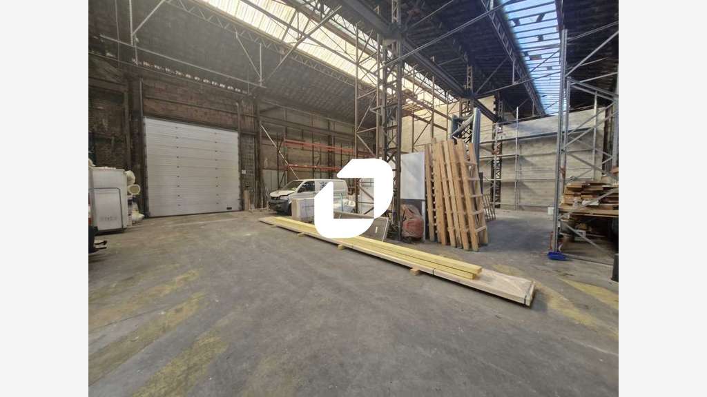 Vente Local d'activité 477m² Chevry cossigny