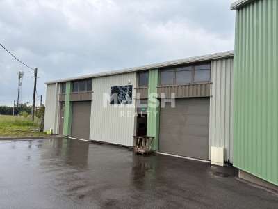 Local récent loué Civrieux Technoparc Saône Vallée