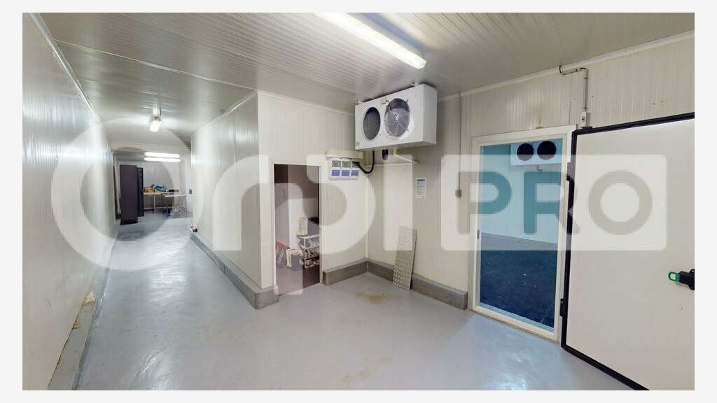Vente local d'activité 504m² à Corbas 