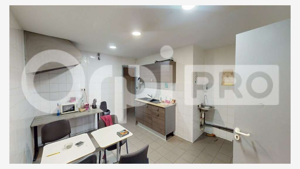 Vente local d'activité 504m² à Corbas 