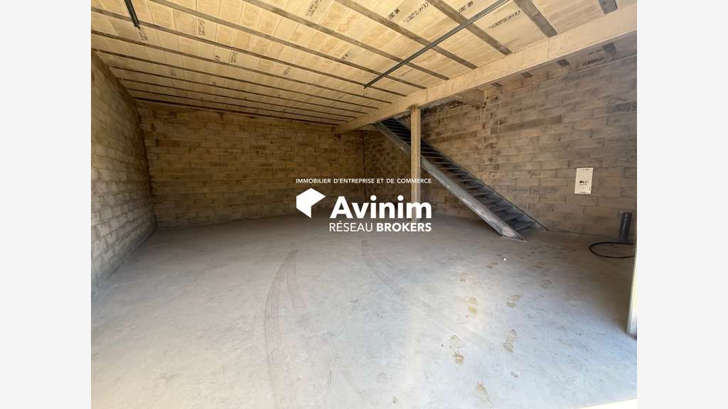 A vendre locaux neufs mixtes 137m² à Cormeilles