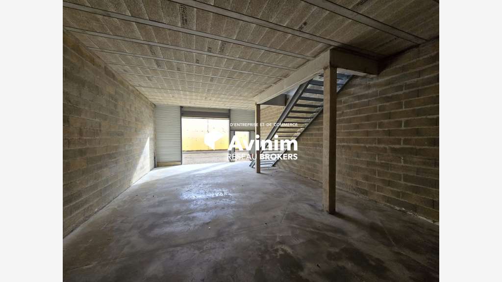 A vendre locaux neufs mixtes 141m² à Cormeilles