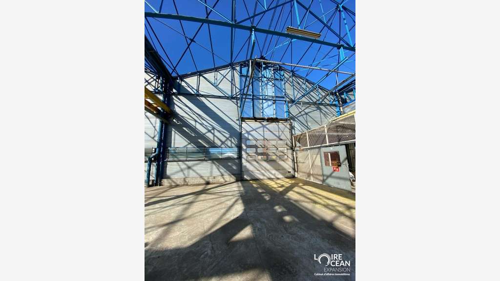 Vente local d'activité 2160m² agglo Nantes Ouest